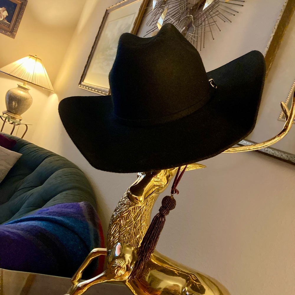Black Felt Hat - Size 7